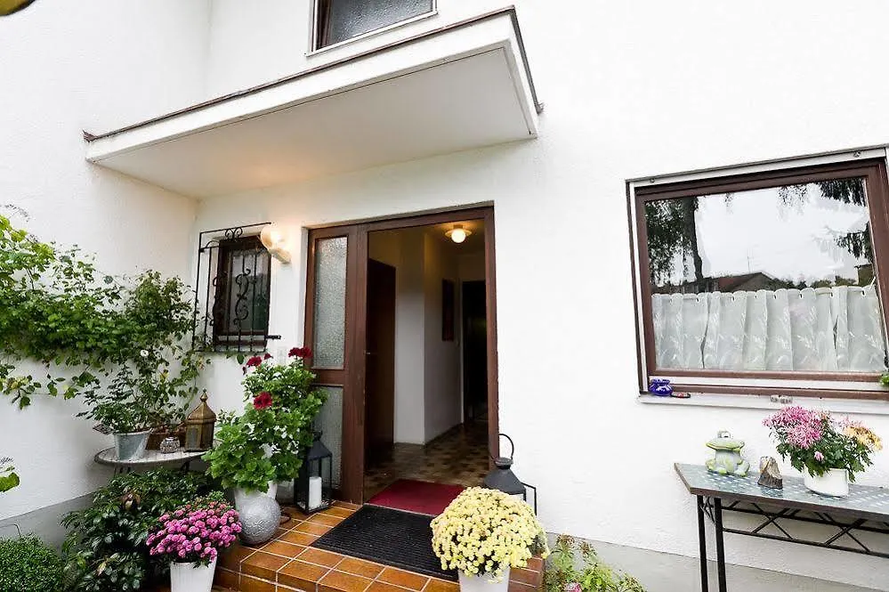Bed & Breakfast Bed And Breakfast Zeevat Munich