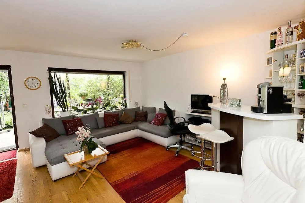 *** Bed & Breakfast Bed And Breakfast Zeevat Munich Germany